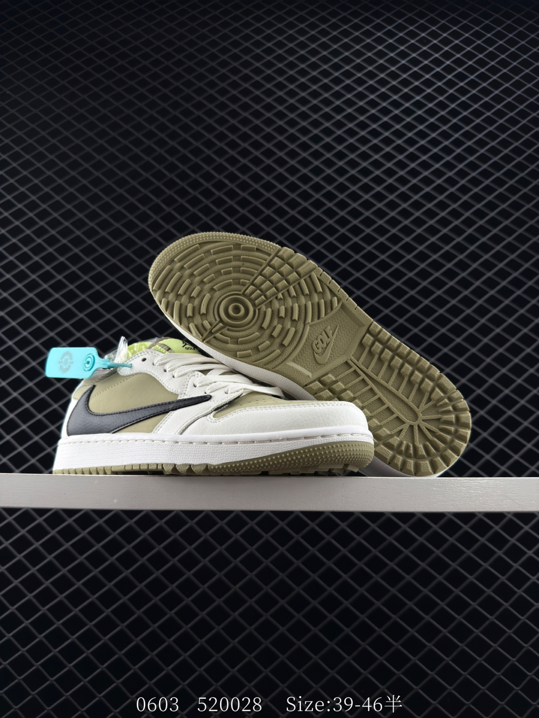 Travis Scott x Nike Air Jordan 1 Low Golf SP”Neutral Oliv”